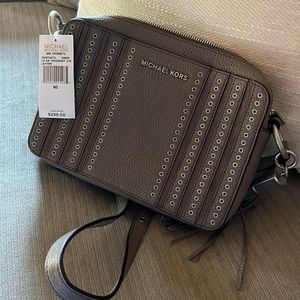 Michael kors crossbody